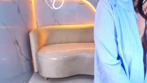 Snapshot of alisson_tx_ chatting on 04/21/26, 01:42 alisson_tx_ online show from 04/21/26, 01:42