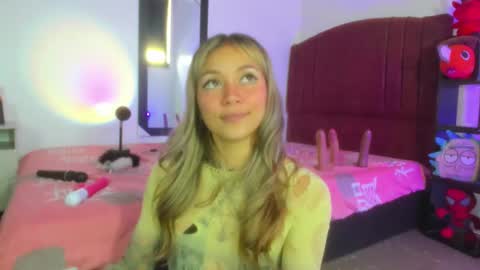 Snapshot of alisson_zafiro chatting on 12/14/24, 03:25 Alisson IG alisson zafiro27 online show from 12/14/24, 03:25