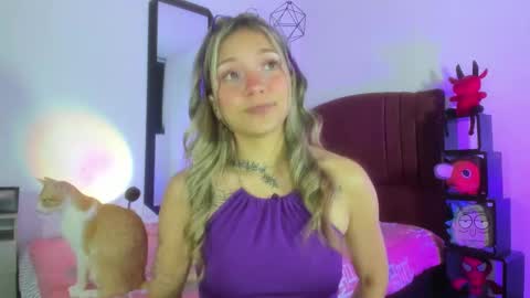 Snapshot of alisson_zafiro chatting on 12/18/24, 09:14 Alisson IG alisson zafiro27 online show from 12/18/24, 09:14