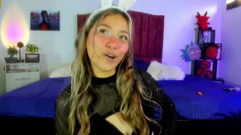 Snapshot of alisson_zafiro chatting on 01/09/25, 03:55 Alisson IG alisson zafiro27 online show from 01/09/25, 03:55