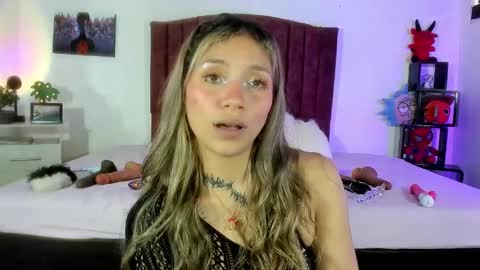 Snapshot of alisson_zafiro chatting on 01/15/25, 12:15 Alisson IG alisson zafiro27 online show from 01/15/25, 12:15