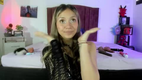 Snapshot of alisson_zafiro chatting on 01/15/25, 03:39 Alisson IG alisson zafiro27 online show from 01/15/25, 03:39