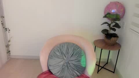 alisson online show from 09/13/25, 02:22