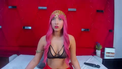 Snapshot of alissonrobertsh chatting on 11/20/25, 07:46 AlissonRobertsh online show from 11/20/25, 07:46