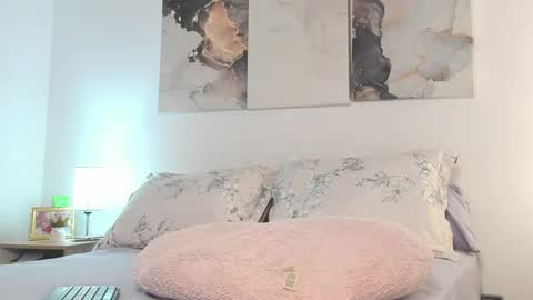 Goddess  online show from 03/01/25, 04:15