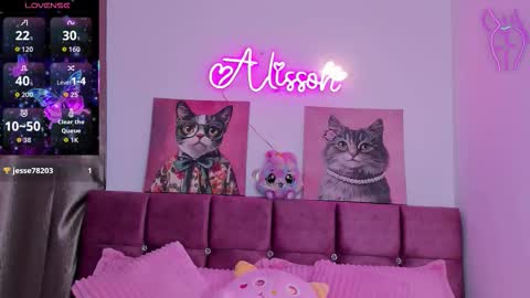 Alisson  online show from 11/19/25, 01:00