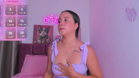 Alisson  online show from 02/13/26, 02:35