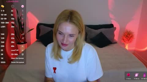 Snapshot of alisssarose chatting on 11/04/25, 10:53 alisssarose online show from 11/04/25, 10:53