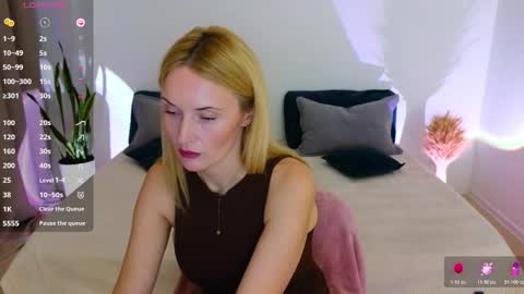 Snapshot of alisssarose chatting on 11/15/25, 05:20 alisssarose online show from 11/15/25, 05:20