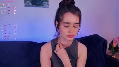 Alivia online show from 10/10/25, 09:41