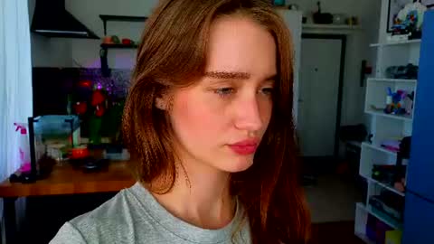 Snapshot of aliviawithlove chatting on 07/06/26, 03:03 Alivia online show from 07/06/26, 03:03