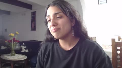 Alix online show from 02/10/25, 02:19