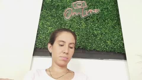Snapshot of alix_rada chatting on 06/15/26, 07:49 Ali online show from 06/15/26, 07:49