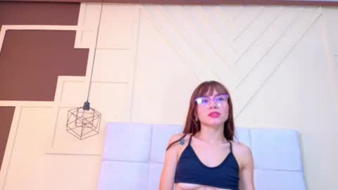 Snapshot of alixduzan chatting on 06/23/26, 12:58 ALixDuzan online show from 06/23/26, 12:58
