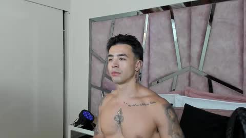 alix online show from 09/23/25, 08:23