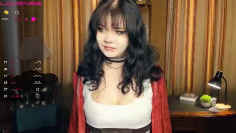 Snapshot of alixypunter chatting on 06/20/26, 09:45 Emily online show from 06/20/26, 09:45