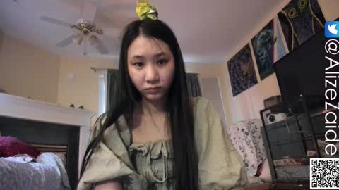 Alize Zaide online show from 12/16/25, 07:41