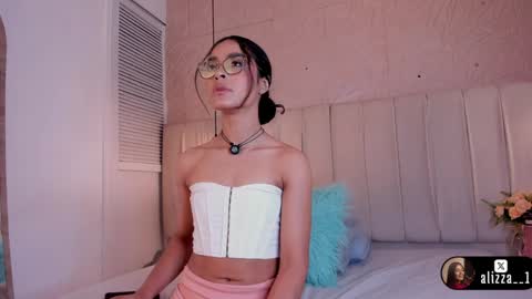 alizza_ online show from 04/04/26, 11:40