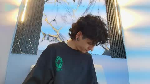 Snapshot of alkimia_tt chatting on 04/07/26, 04:02 JEFERSON online show from 04/07/26, 04:02