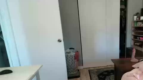 Snapshot of all_of_oyl chatting on 09/08/25, 07:46 All of Oyl online show from 09/08/25, 07:46