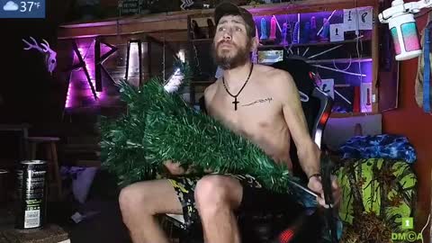 Snapshot of allan_arod chatting on 12/26/24, 12:38 Allan arod online show from 12/26/24, 12:38