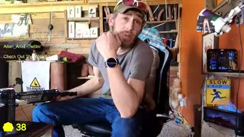 Snapshot of allan_arod chatting on 03/27/26, 07:35 Allan arod online show from 03/27/26, 07:35