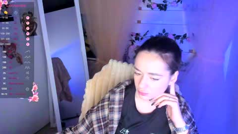 Snapshot of allana_dream chatting on 05/15/26, 06:42 Allana online show from 05/15/26, 06:42