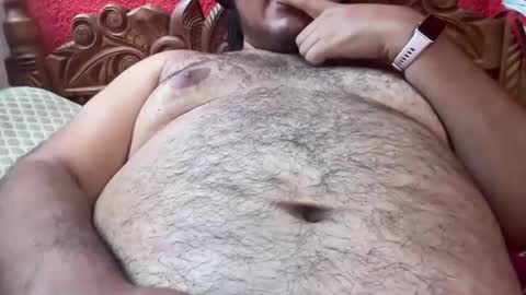 Snapshot of allandestruction chatting on 05/18/26, 12:18 Giant Latino Bear online show from 05/18/26, 12:18