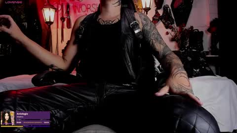 Snapshot of allanhurtss chatting on 04/05/26, 08:17 online show from 04/05/26, 08:17