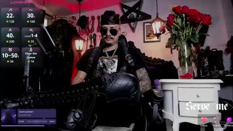 Snapshot of allanhurtss chatting on 04/17/26, 06:55 online show from 04/17/26, 06:55