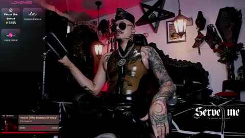 Snapshot of allanhurtss chatting on 04/18/26, 07:58 online show from 04/18/26, 07:58