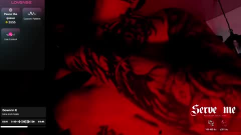 Snapshot of allanhurtss chatting on 04/21/26, 02:15 online show from 04/21/26, 02:15