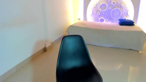 Snapshot of allanna_15_ chatting on 12/06/24, 05:44 Allanna online show from 12/06/24, 05:44