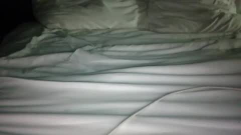 Snapshot of allb2bslover chatting on 11/01/25, 01:40 allb2bslover online show from 11/01/25, 01:40