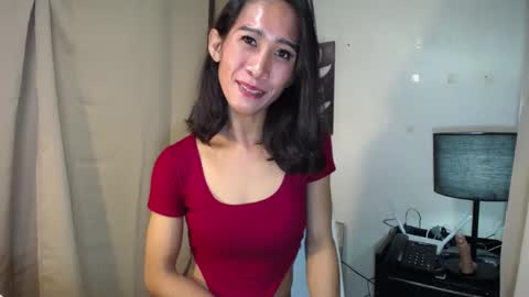 trina online show from 01/28/25, 12:11