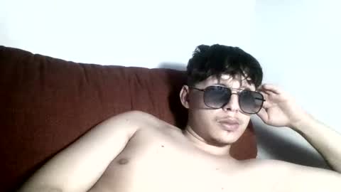 Snapshot of alldickshere2 chatting on 05/20/26, 01:23 fuckmales online show from 05/20/26, 01:23