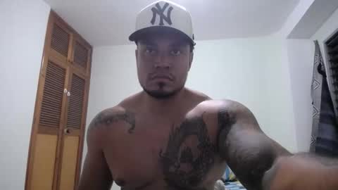 allen_ferrer10 online show from 05/18/26, 05:02