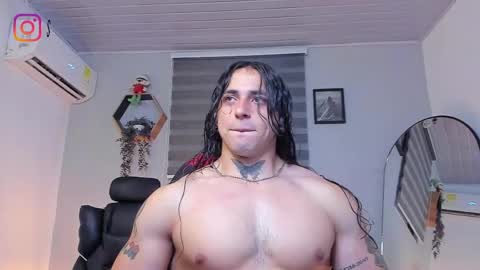 Snapshot of allen_rosse chatting on 04/30/26, 04:19 independent model 3 online show from 04/30/26, 04:19