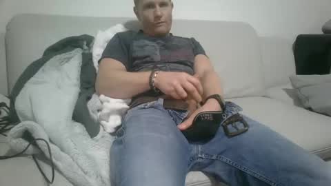 alles594462 online show from 12/30/24, 05:55