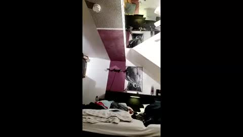 gay online show from 10/31/25, 08:54