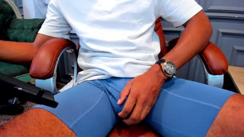                                 Help me reach 100 likes online show from 12/16/24, 08:48