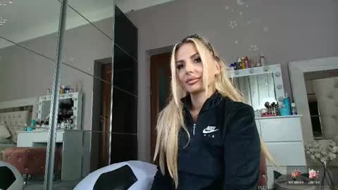 Snapshot of allesya23 chatting on 11/06/25, 11:11 onlyfansallesya23 online show from 11/06/25, 11:11