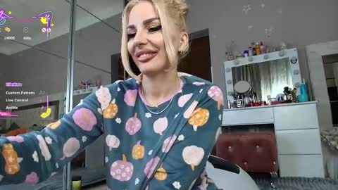 Snapshot of allesya23 chatting on 12/05/25, 10:02 onlyfansallesya23 online show from 12/05/25, 10:02