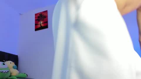 Snapshot of allexserrano chatting on 03/09/26, 02:48 Allex online show from 03/09/26, 02:48