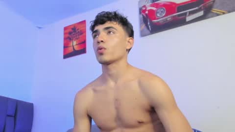 Snapshot of allexserrano chatting on 03/25/26, 07:25 Allex online show from 03/25/26, 07:25