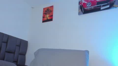 Snapshot of allexserrano chatting on 04/11/26, 09:24 Allex online show from 04/11/26, 09:24