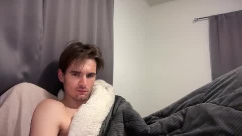 alleycat2001 online show from 12/01/25, 09:14