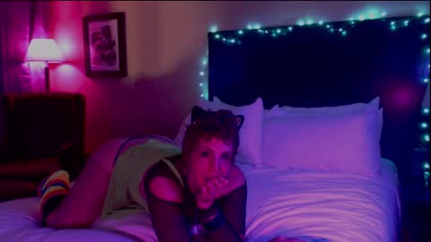 Snapshot of alleycatzparty chatting on 03/09/25, 02:18 alleycatzparty online show from 03/09/25, 02:18