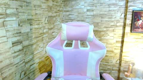 Snapshot of allfor_lavinia chatting on 04/06/26, 04:46 Lavinia online show from 04/06/26, 04:46