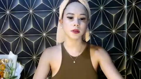 Snapshot of allfor_lavinia chatting on 04/16/26, 11:22 Lavinia online show from 04/16/26, 11:22